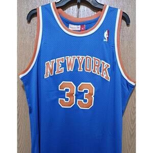 *Patrick Ewing-(Knicks)-(Blue)-(Good Con.)-(XL)-$95
